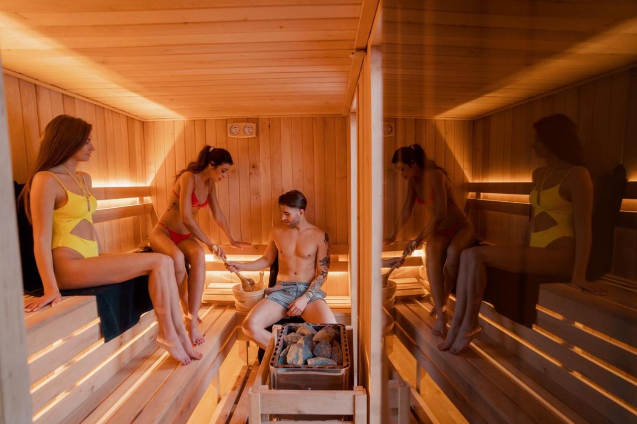Dolina Barw - Caloroczne Domki Na Wynajem Rabka-Zdrój Exterior foto